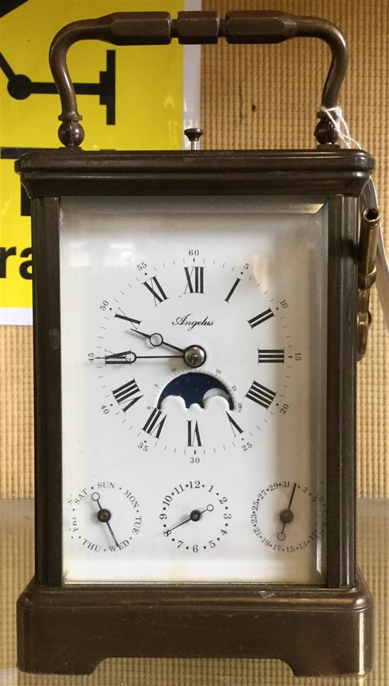 Repeating carriage clock